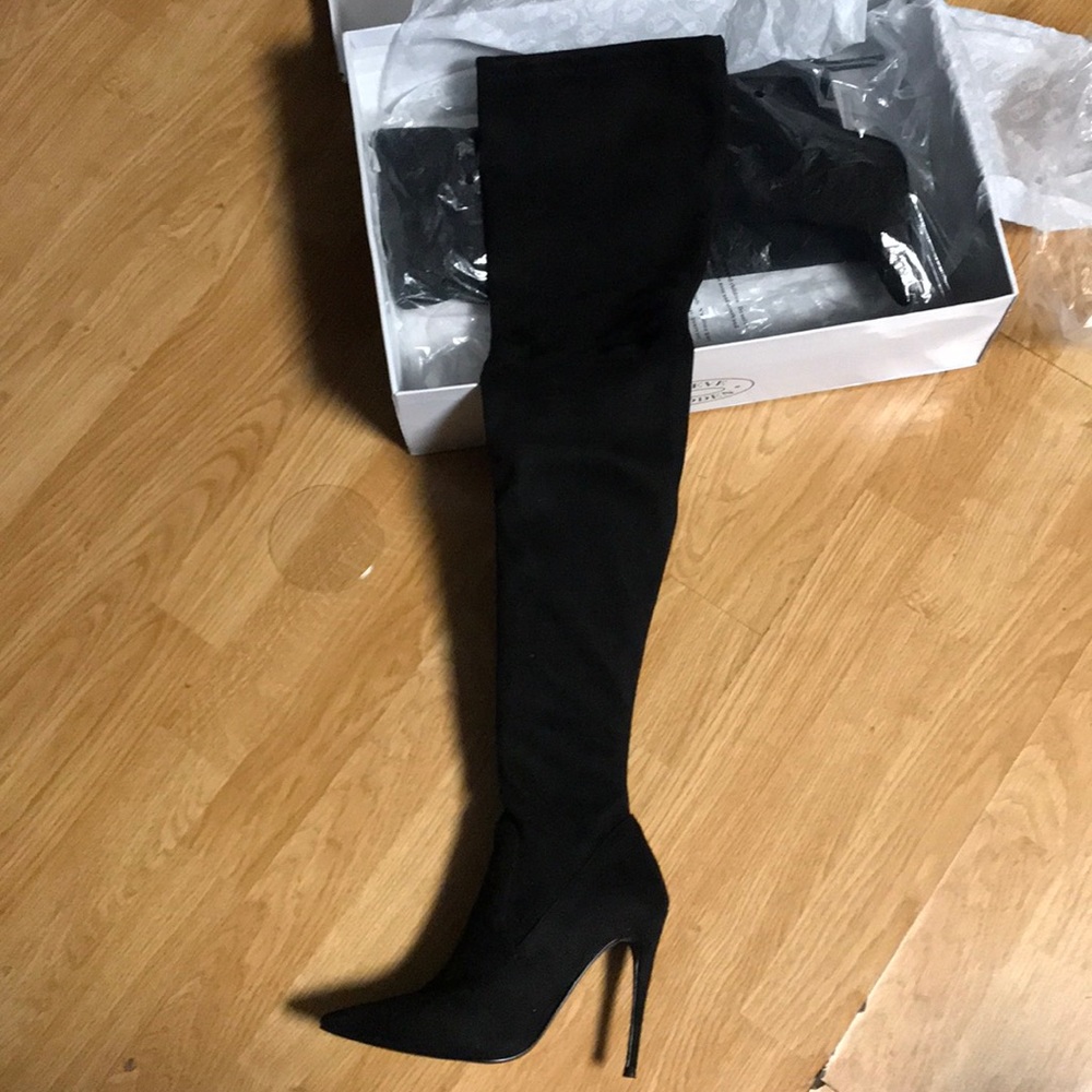Steve Madden Swede over the knee boots
